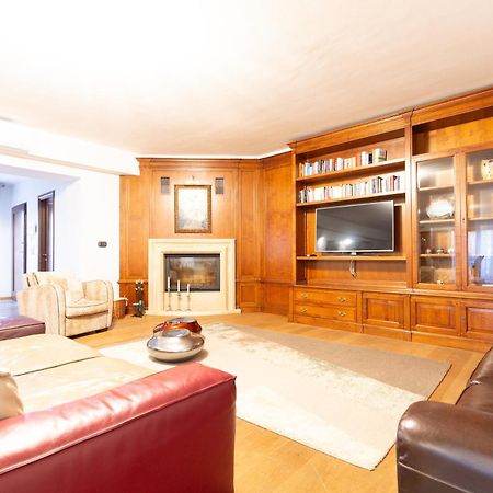 Villa Adige Luxury - M&M Holiday House 페루자 외부 사진